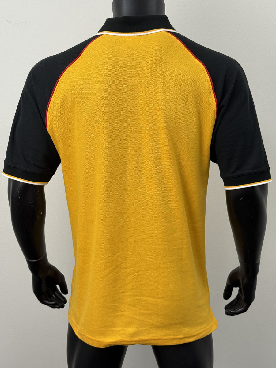 Unisex Adults Three Tone Polo detail